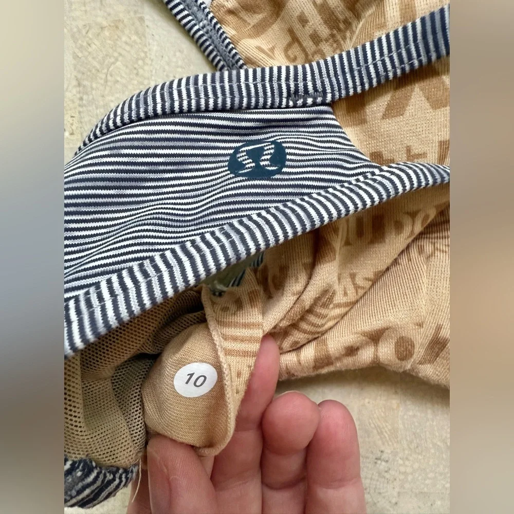 Lululemon Womens Centered Energy Bra Wee Are From Space/Coal Fossil Gray Size 10 - Picture 7 of 7